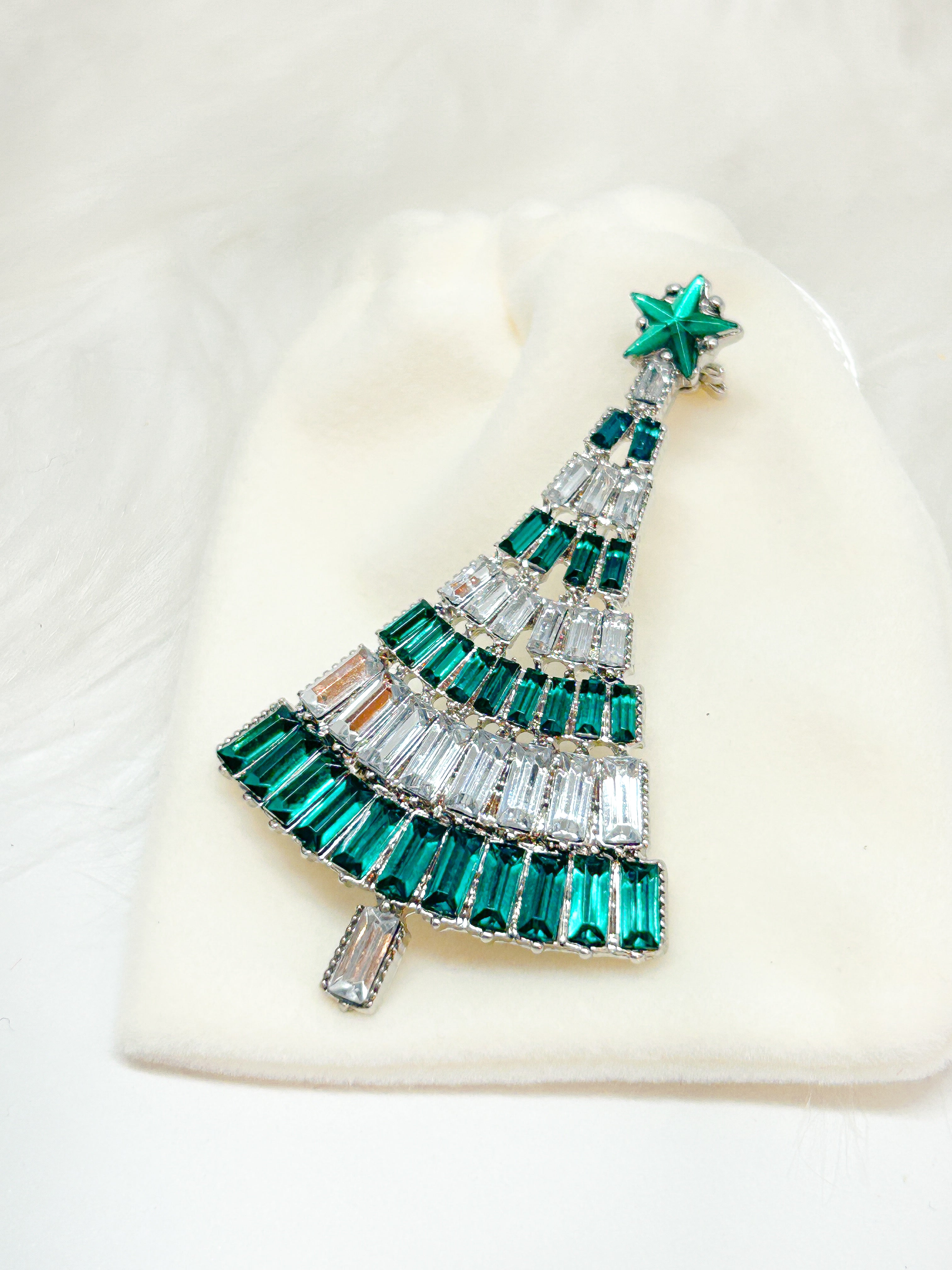 Rockefeller Brooch
