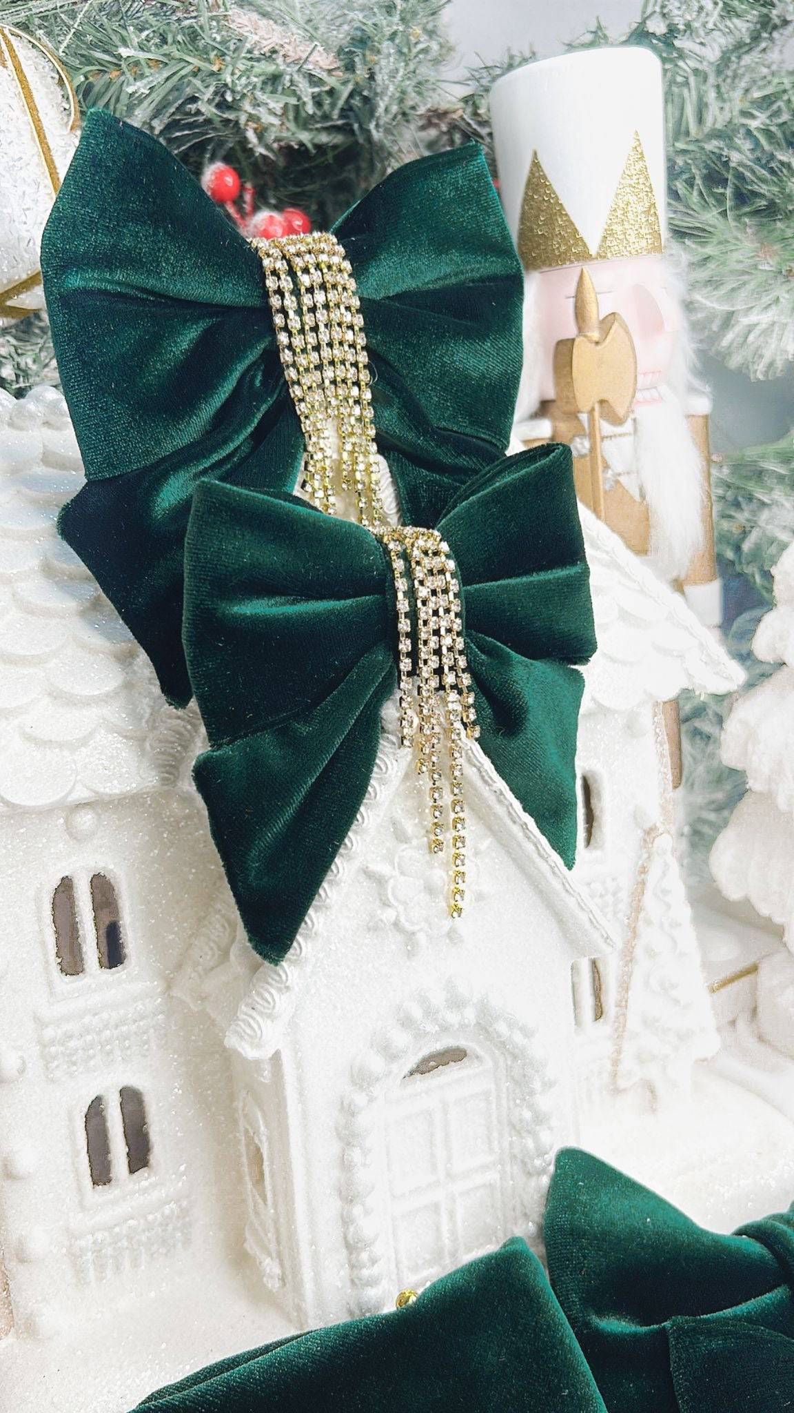 Glam Evergreen Velvet Sailor Bow Tie - Woofiao
